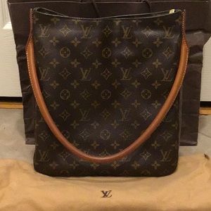 Louis Vuitton Looping GM Handbag